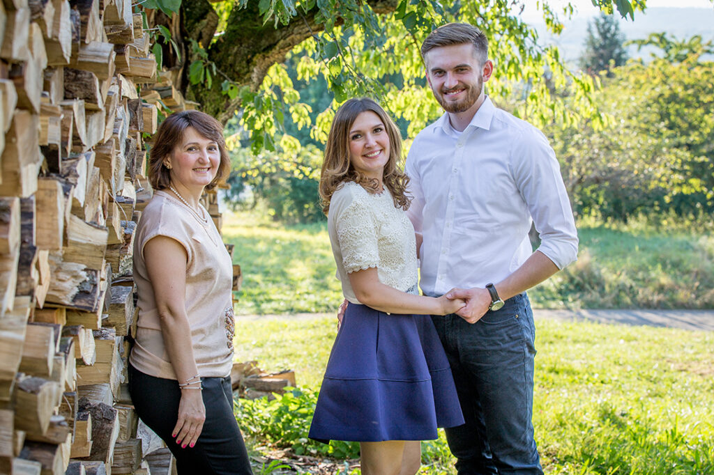 Familienfotografie mit Blick auf die Schwäbische Alb